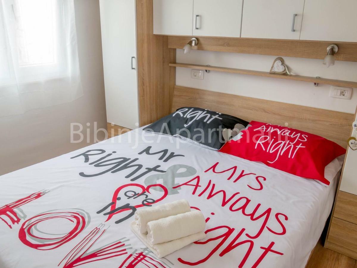 Ana I Ljubo Apartment Sukosan Luaran gambar